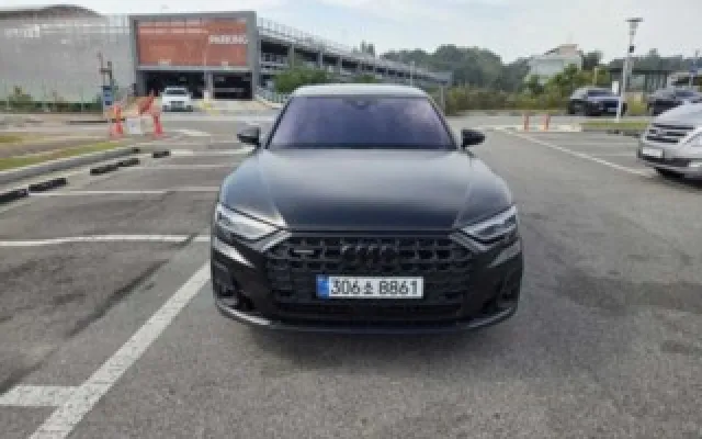 인천중고자동차할부 A8 (D5) 55 TFSI 콰트로 LWB 매물 사진 17 - 2024/12 25,251km
