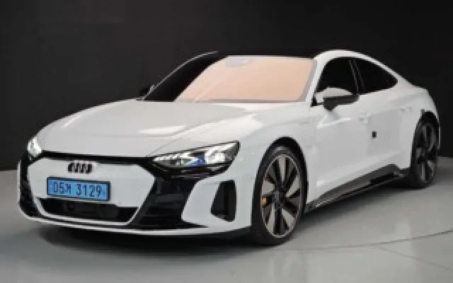 인천중고자동차할부 e-트론 GT GT 콰트로 프리미엄 매물 사진 17 - 2024/10 3,730km