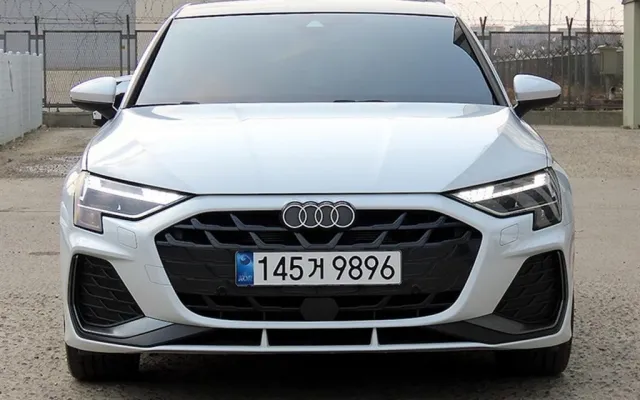 인천중고자동차할부 A3(8Y) 40 TFSI 프리미엄 매물 사진 18 - 2025/05 15,407km